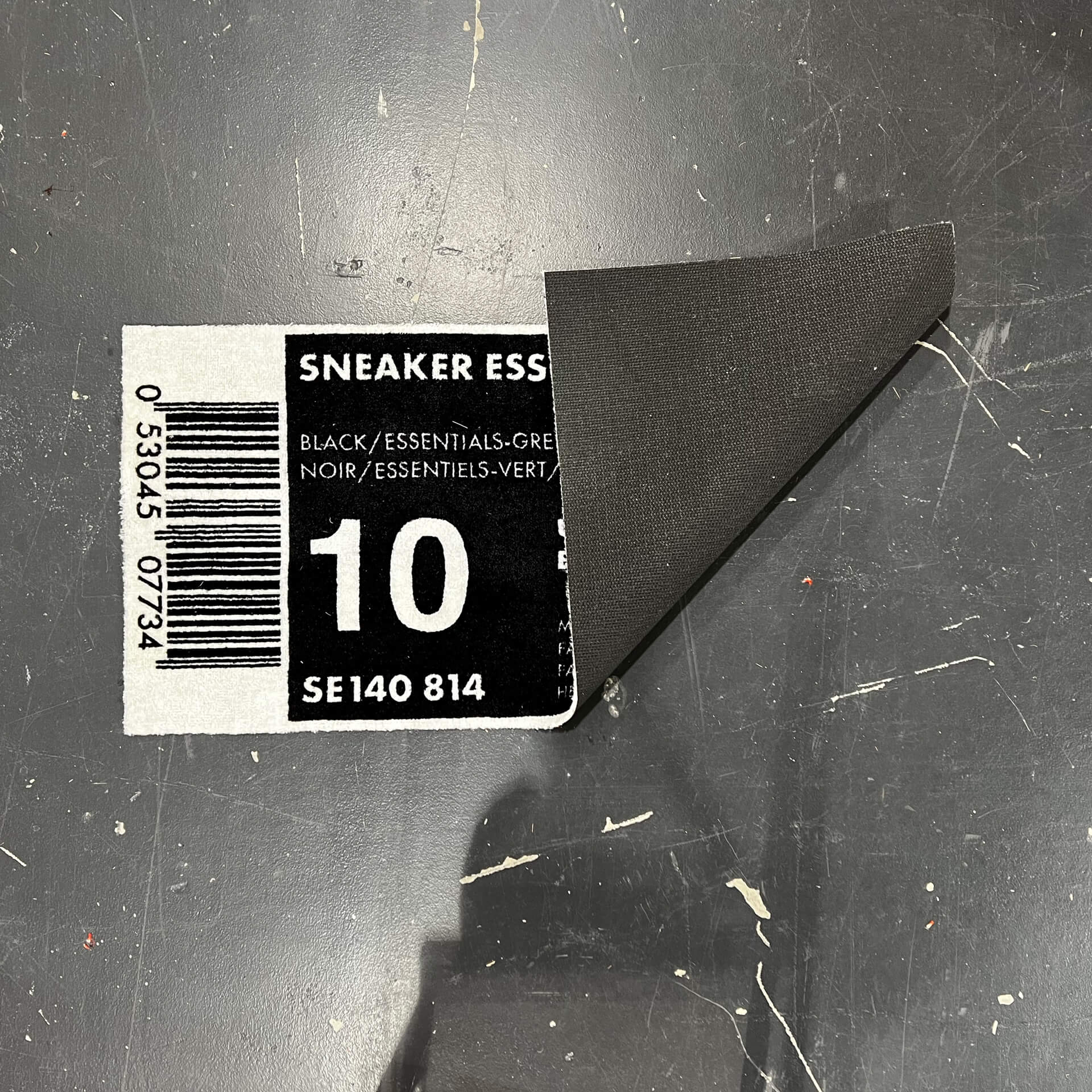 Gepersonaliseerde shoebox matenlabel mat - maak jouw eigen vloerkleed! - Sneaker Essentials